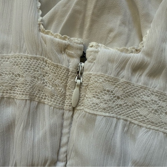 NWOT Abercrombie & Fitch Women’s Plunge Lace Tiered Maxi Dress White Size XXST - Picture 14 of 15